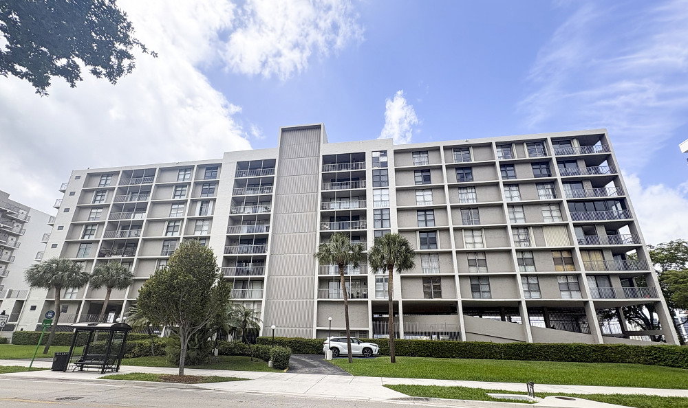 Fairview House Condo